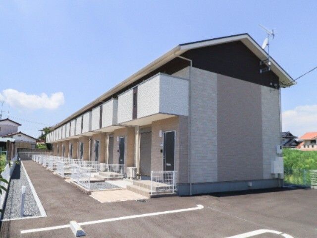 ��錧����s�厚����̃e���X�n�E�X�̌����O��