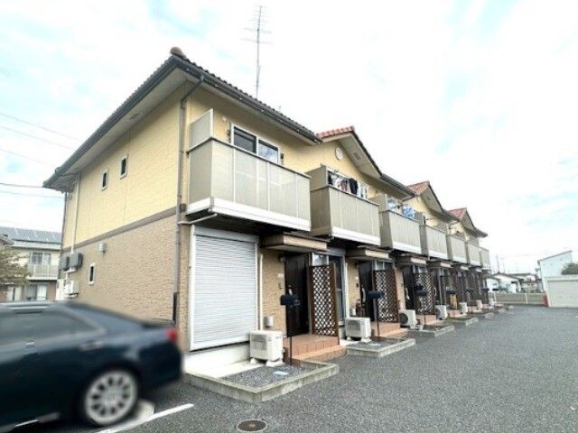 ��錧�}���s�҂̃e���X�n�E�X�̌����O��