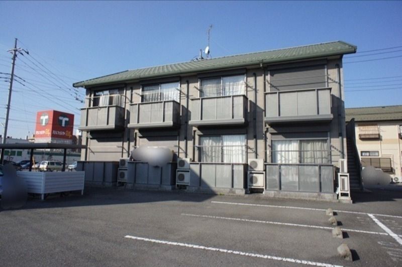 �Ȗ،��F�s�{�s�铌�Q���ڂ̃A�p�[�g�̌����O��