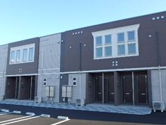 �Ȗ،����R�s�厚�ԁX�c�̃A�p�[�g�̌����O��